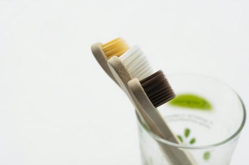 歯磨き後の食事について